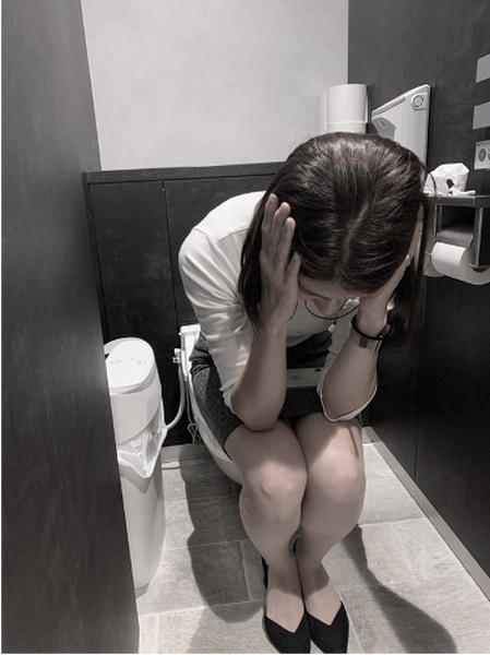 スマホひとつで自宅のトイレがお化け屋敷になる 音声ホラーコンテンツ「密閉シアター『いるかもしれない』」発売