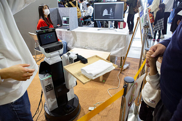 AI×ロボットの国際競技大会/展示イベントに家族連れ多数、活気で溢れる「ロボカップアジアパシフィック2021あいち」現地レポート