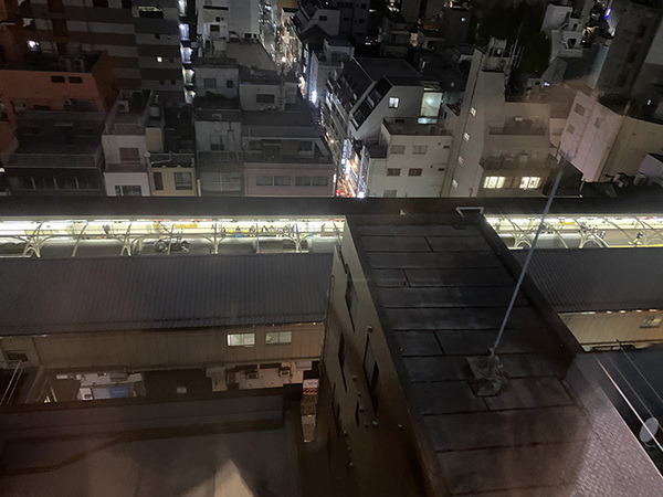 「変なホテル東京」4か所泊まり歩いてみた！受付ロボットの対応はまちまち、世界初のホログラム受付には忍者やイケメン執事も登場