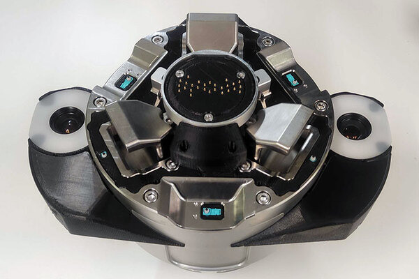 GITAI、トヨタの月面モビリティ「ルナ・クルーザー」向けロボットアームの開発に着手　試作機を公開
