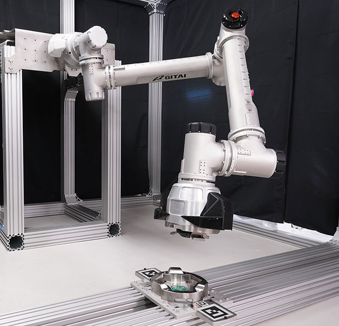 GITAI、トヨタの月面モビリティ「ルナ・クルーザー」向けロボットアームの開発に着手　試作機を公開