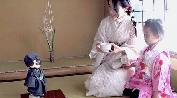 茶道ロボット「千のロビ」、茶道VRを用いたデモ体験「CES 2022」に出展 テーマは「ROBOT MATCHA CAFE」