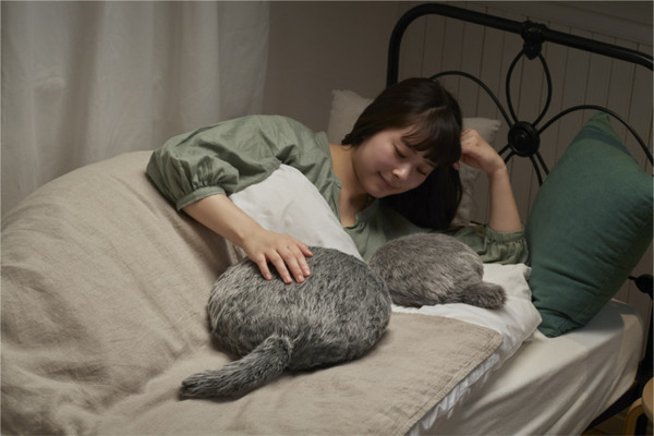 医療IoT機器とファミリーロボット「BOCCO emo」が連動　ユカイ工学「CES 2022」に出展　未発表の新体感プロダクトも初公開へ