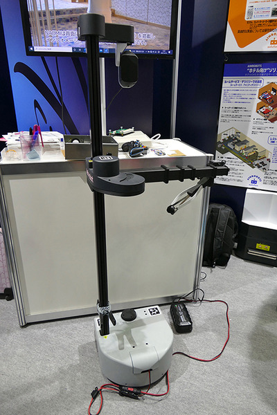 踊る教育用ロボからツアー用モビリティ、ソーラーパネル清掃ロボットまで 「新価値創造展2021」