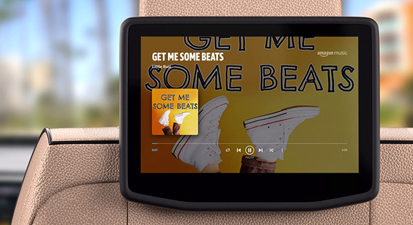 BMWがFire TV搭載の車載用「シアタースクリーン」を公開　Amazonは2022年、Fire TVで社内のエンタテインメント体験を展開