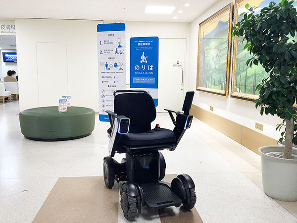藤田医科大学病院で医療現場を支援するロボットの実証実験　病院向け搬送ロボット「MELDY」と自動運転モビリティ「WHILL」