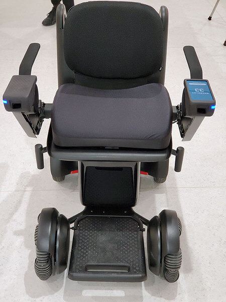 藤田医科大学病院で医療現場を支援するロボットの実証実験　病院向け搬送ロボット「MELDY」と自動運転モビリティ「WHILL」