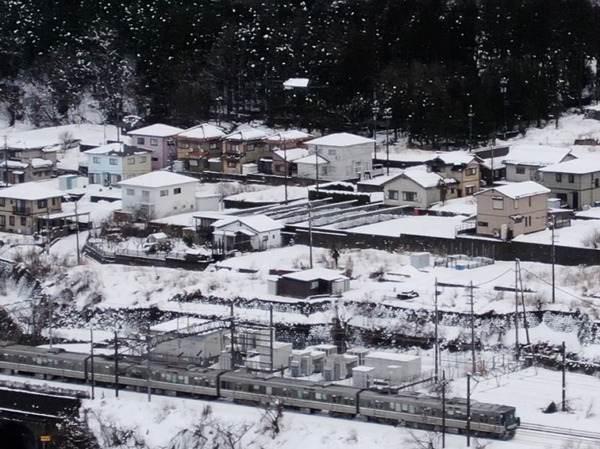 雪の中「ごはんセット」をドローンが届ける　福井県敦賀市でドローン配送によるスマート物流の実証実験