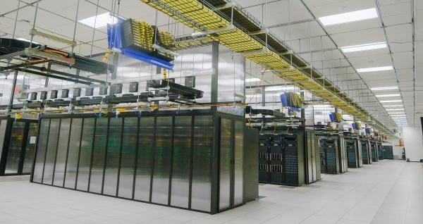 Metaの「AI Research SuperCluster」にNVIDIAテクノロジが採用 NVIDIA DGX システムがAI研究チームの仕事を加速