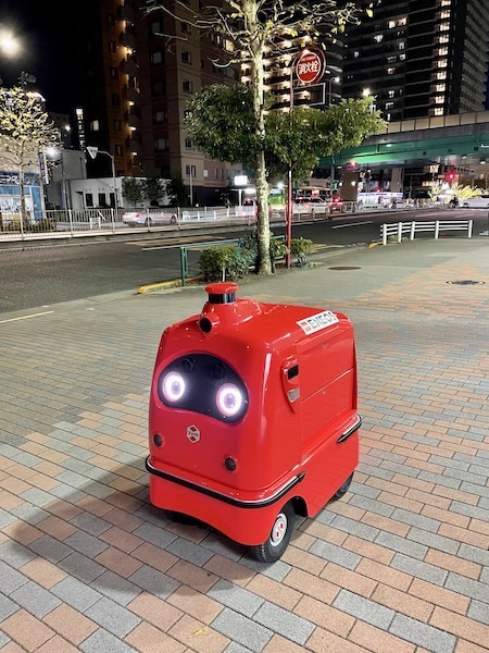 宅配ロボット「DeliRo」が27店舗の商品を配送 配送先は約5,000戸に拡大 東京都中央区佃・月島・勝どきエリアで実証実験
