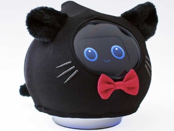 「スーパー猫の日」に会話AIロボット「Romi」が猫化？ Romiきせかえシリーズ第1弾「黒猫」を発売　2022年2月22日