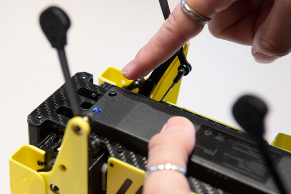 ロボット犬『Mini Pupper』(ミニぷぱ) レビュー　使ってわかった3つの楽しみ方　顔の変更、カメラの接続にも挑戦