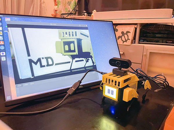 ロボット犬『Mini Pupper』(ミニぷぱ) レビュー　使ってわかった3つの楽しみ方　顔の変更、カメラの接続にも挑戦