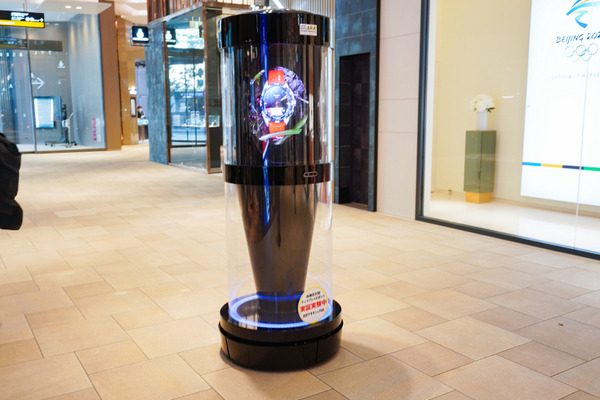 レストランやショッピング街に多数の「自律移動ロボット」登場　配膳/警備/サイネージ/清掃/案内の自動化最前線　大名古屋ビルヂング
