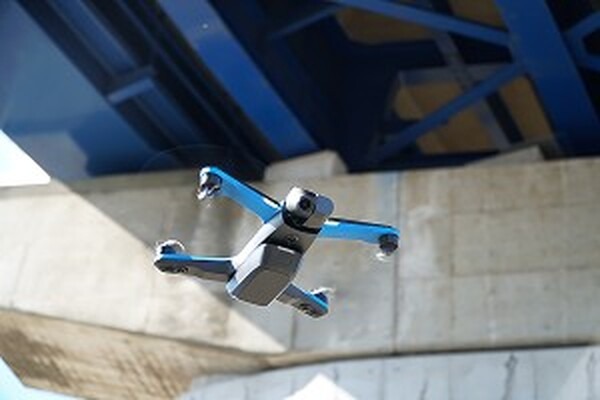 ドコモが自律飛行型ドローンを活用した橋梁点検の実証実験に成功　動画を公開　進む老朽化、自治体の負担軽減をめざす