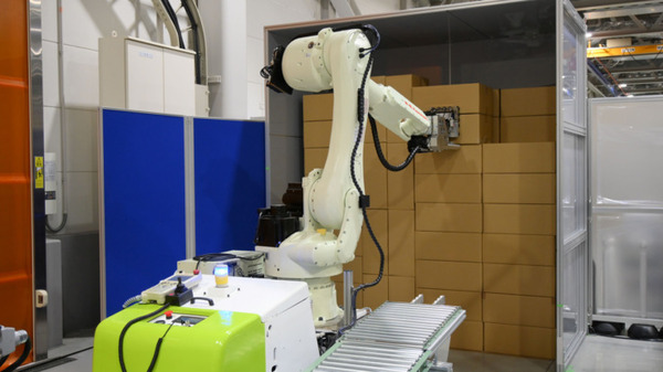 川崎重工 デバンニングロボット「Vambo」を新発売 1時間に最大600個の荷降ろし 独自開発のハンドで混載に対応