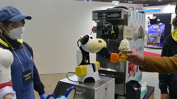 ホテルの手荷物運びやフライドポテト調理もロボットで(前編)　JAPAN PACK、HCJレポート