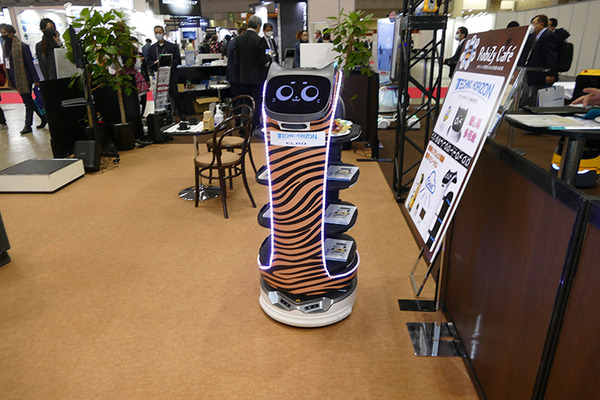 ホテルの手荷物運びやフライドポテト調理もロボットで(前編)　JAPAN PACK、HCJレポート