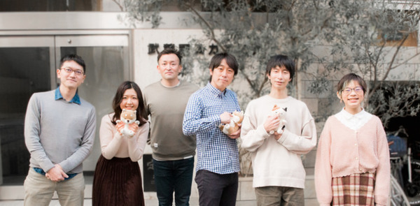 やみつき体感ロボット「甘噛みハムハム」 3月8日からクラウドファンディングを開始 渋谷パルコ1Fでプロトタイプを展示