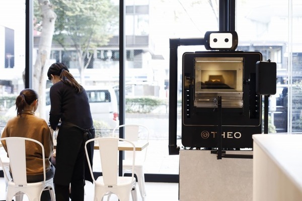 AIオーブン「THEO」 ジャージー牛乳を使用したオリジナルバウムクーヘンを焼き上げる りんどう湖ファミリー牧場へ導入