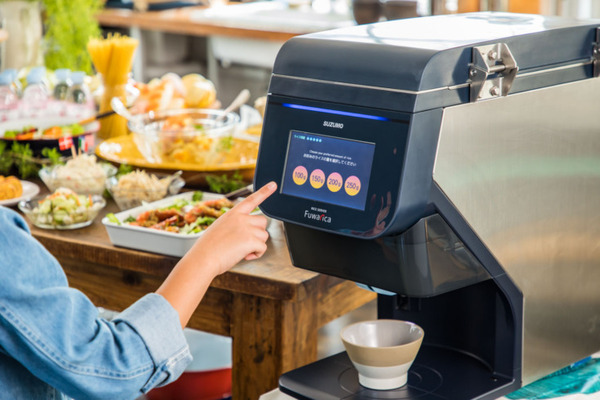 鈴茂器工の米飯盛り付けロボット「Fuwarica」シェアNo.1を獲得 ボタンを押すだけで定量のご飯を盛付ける