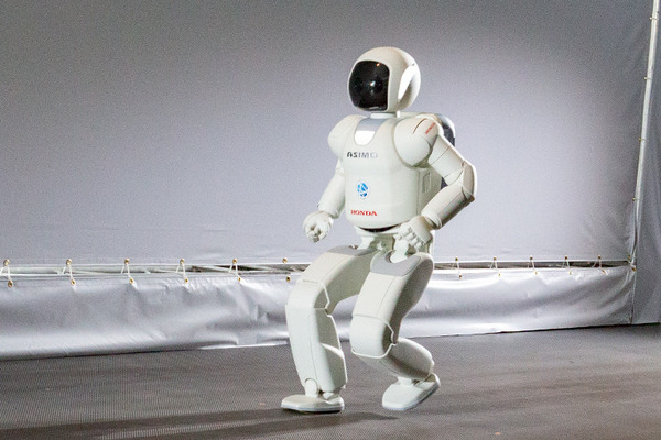 ありがとうアシモ！日本科学未来館で卒業セレモニー、20年を振り返る「THANK YOU ASIMO! ～未来館卒業おめでとう」