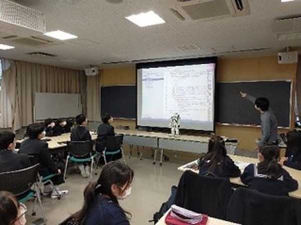 三菱総研DCSの小中学校向け「ロボットプログラミング入門」無償出張授業 開催希望校を募集開始　