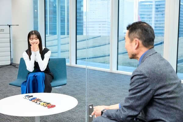 新型フェアレディZの登場に合わせたコンセプトムービー公開「#日産DNA」Z世代を代表して紺野彩夏さんがインタビュアーに初挑戦