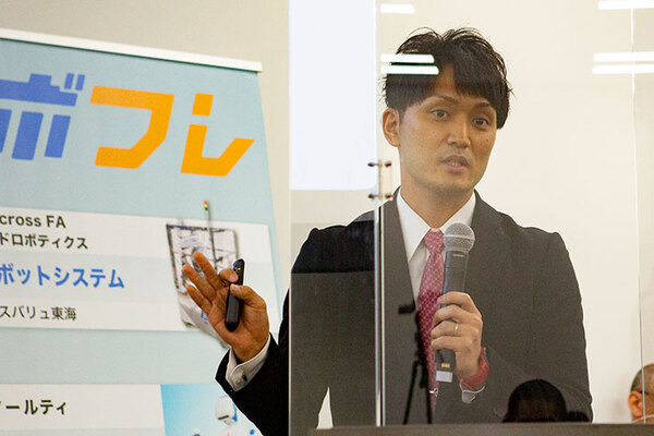 経産省が惣菜製造現場に「ロボットフレンドリー」導入を促進　惣菜盛付け現場にロボットと量子技術を正式導入、デモも公開