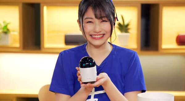 【速報】ソニーが新しいAI会話ロボット「poiq」(ポイック)を公開　雨宮天と研究員が1年かけてバディに育成　研究員には実機を送付
