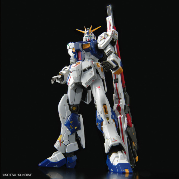 実物大ニューガンダム立像4月25日より展示開始！夜間には壁面の特別映像と連動  「ガンダムパーク福岡」も同時オープン