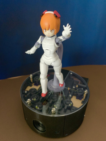【動画あり】身長14cmのロボットフィギュア進化型「フィギュア3.0クレア」を発表　スピーシーズがプラチナマイスターを募集