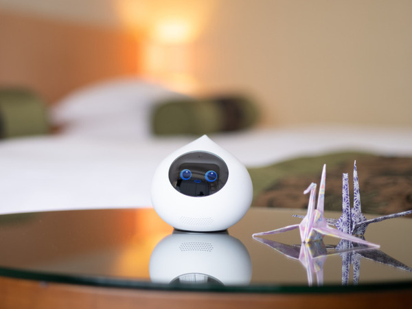 AI会話ロボット「Romi」初のホテル宿泊プラン「ホテルオークラ京都」で販売 春の行楽シーズンは「Romi」と特別な体験を
