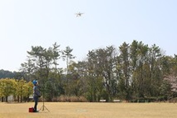筋ジス患者が視線でドローンを操作　Switchの障害者用コントローラ技術をドローンに応用　メディア向けテストフライト開催へ