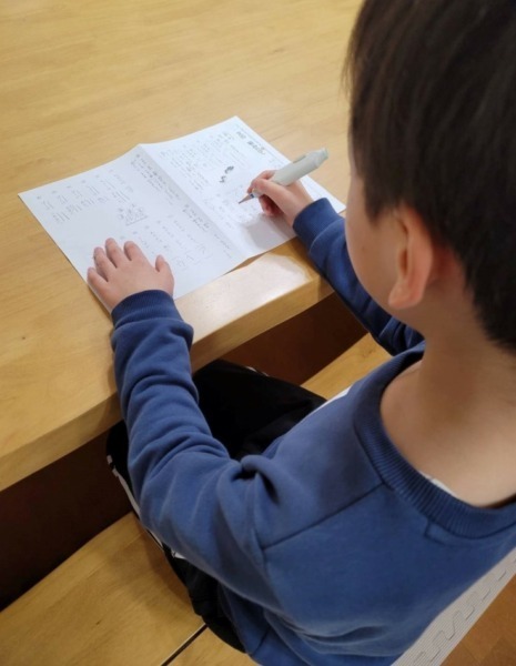 発達に特性がある子ども達の学習をIoT文具「しゅくだいやる気ペン」が支援 5大学1施設の専門家が共同研究