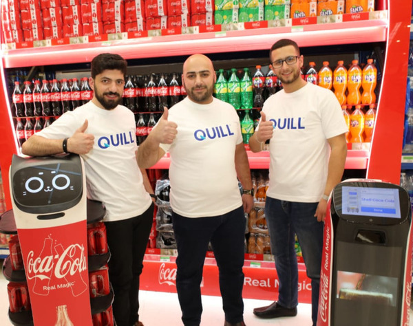 コカ・コーラ・ヨルダン ネコ型自動配送ロボット「BellaBot」を本格導入 Pudu Roboticsと戦略的提携協定を締結