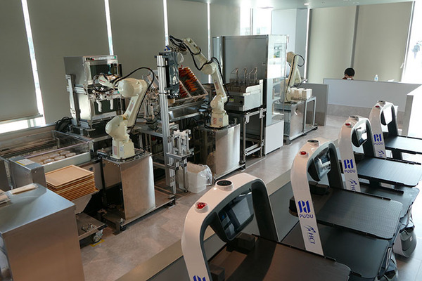 川崎重工のロボットカフェでカレーを食べてきた　羽田イノベーションシティ「Future Lab HANEDA」