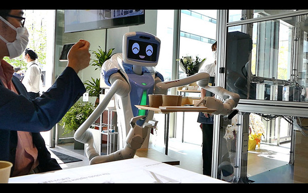 川崎重工のロボットカフェでカレーを食べてきた　羽田イノベーションシティ「Future Lab HANEDA」