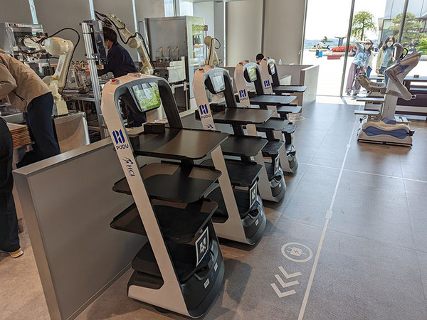 川崎重工のロボットカフェでカレーを食べてきた　羽田イノベーションシティ「Future Lab HANEDA」