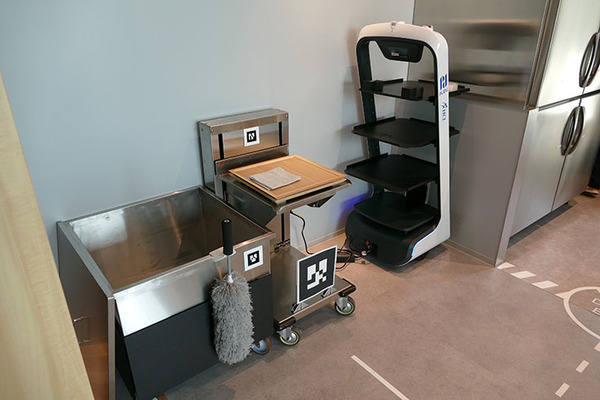川崎重工のロボットカフェでカレーを食べてきた　羽田イノベーションシティ「Future Lab HANEDA」