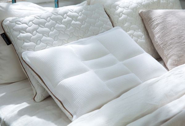 オーダーメイド枕の店「まくらぼ」がAI姿勢解析アプリを導入　AI姿勢測定をもとに自分にフィットした枕を作成