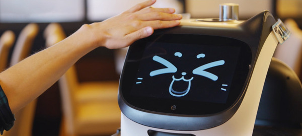 PUDOのネコ型配膳ロボット「BellaBot」全国チェーンレストラン「しゃぶ葉」ほぼ全店舗で導入完了 2022年末までに合計3000店舗で配備予定