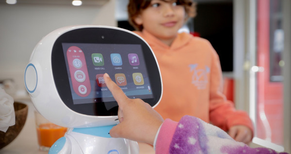可愛さも兼ね備えた多彩なスキルロボット「ミサ」が日本上陸 6月20日からMakuakeで先行販売
