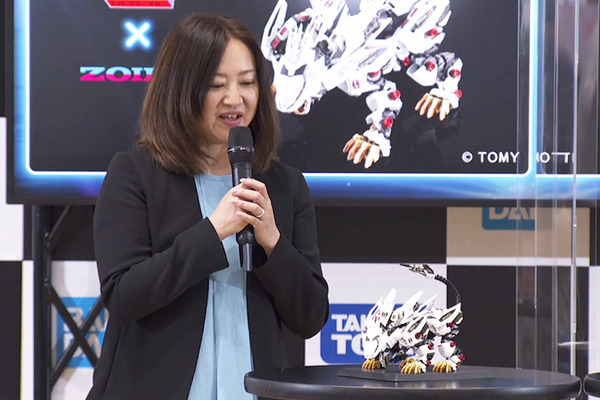 【速報】バンダイとタカラトミーが夢のコラボを発表！ 第1弾は「ガンダム×トミカ」と「ZOIDS×超合金」