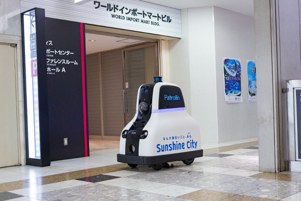 サンシャインシティでセコムの警備ロボット「cocobo」稼働開始！商用エリアを安定して巡回警備する様子を公開