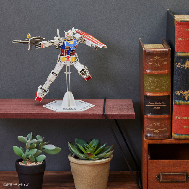 最大ピース数373個の超精密『機動戦士ガンダム』の紙製立体パズルが登場！「プレミアムバンダイ」で予約開始