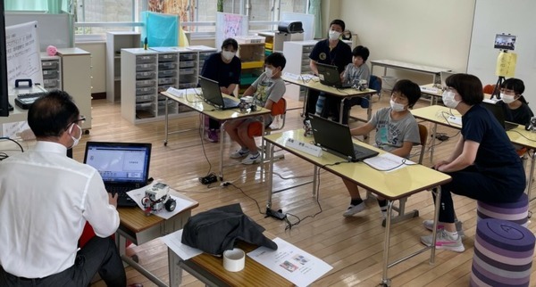 WRO Japan 特別支援学級の子どもたちに「ロボットプログラミング授業」を実施 令和5年3月まで毎月実施