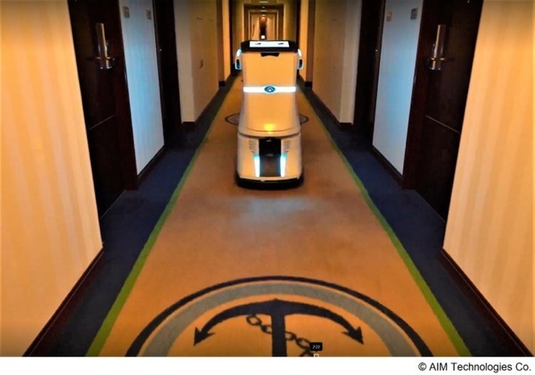 ロボットが人手を借りずにエレベーターを乗降 「ホテル京阪 ユニバーサル・タワー」でテスト運用