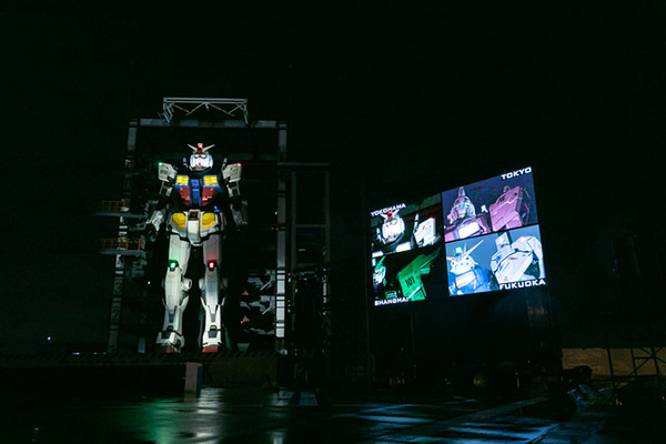 【動画】横浜「動くガンダム」、台場・福岡・上海、4体の実物大ガンダムが共演　音と光の壮大なコラボ演出を世界初公開！