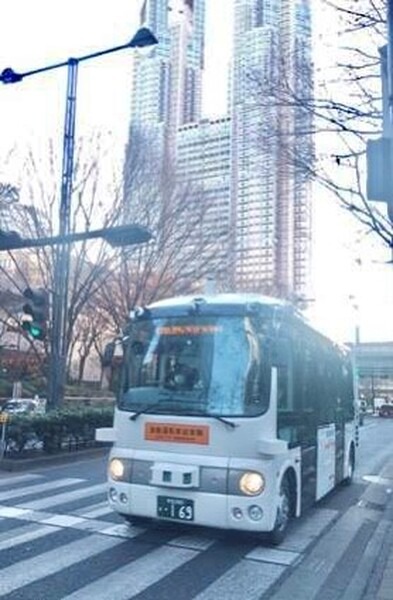 5Gを整備する西新宿エリアでレベル2の自動運転バスが走る　「未来の東京」戦略で2025年、西新宿は2023年に無人自動運転の実現へ